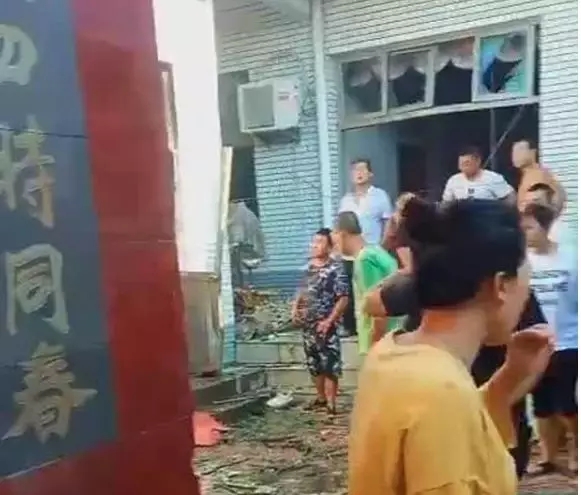 1567405803685759.jpg 640 (1).webp (4).jpg